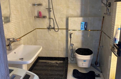 Nasr City Condo | Phenomenal 2-bedroom condo with AC in Cairo Governorate