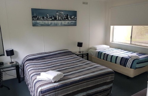 Cowes House | Phillip Island Cottages