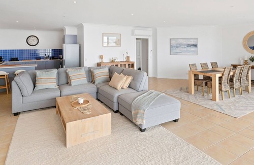 Cowes Apartment | Phillip Island Escape on the Esplanade