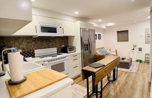 Seattle House | Phinneywood Basement Hideaway - Zoo meets Lake