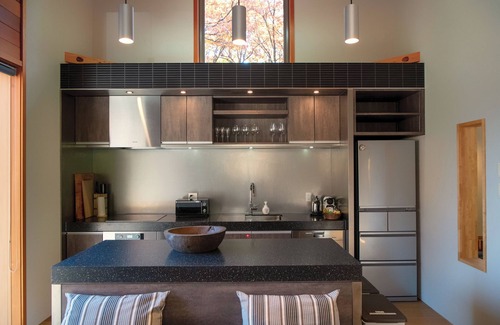 Happo House | Phoenix Cocoon