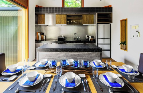 Happo House | Phoenix Cocoon