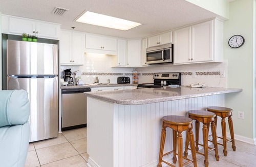 Orange Beach Condo | Phoenix East II - Beach Front Balcony - Splash Pad