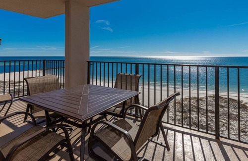 Orange Beach Condo | Phoenix East II - Beach Front Balcony - Splash Pad
