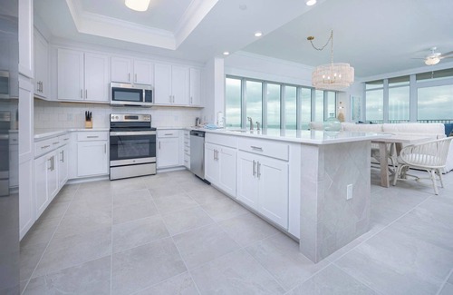 Ono Island Condo | Phoenix Gulf Towers 2308 - Brand New in Tower Two
