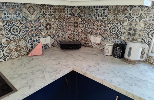 Antimachia Apartment | Phoenix Holiday Home - 10 mins from Airport & Beach