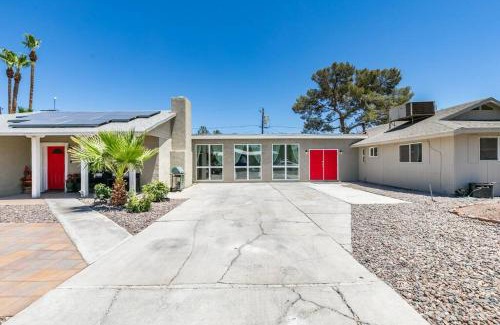 Rancho Oakey House | PHOENIX HOUSE GREAT FOR GROUPS!