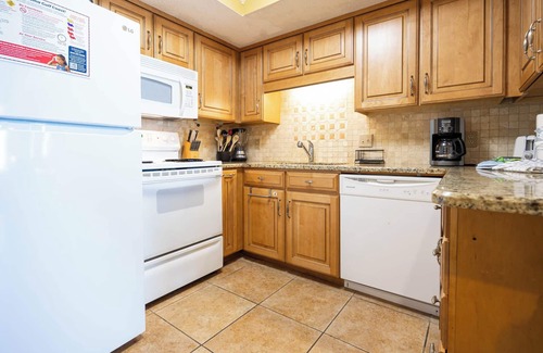 Orange Beach Condo | Phoenix I - 1 Bedroom Condo!
