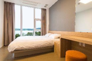 Seongsan Resort | Phoenix Island
