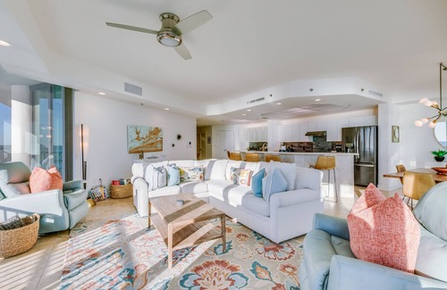 Orange Beach East Condo | Phoenix IX 1101 | Wrap-Around Balcony | Gulf Front