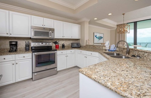 Orange Beach East Condo | Phoenix IX 1407 - Fabulous 2BR Gulf Front Unit
