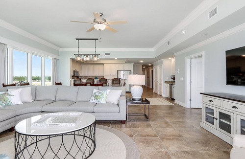 Orange Beach Condo | PHOENIX ORANGE BEACH! 5TH FLOOR! 4BR! LAZY RIVER!