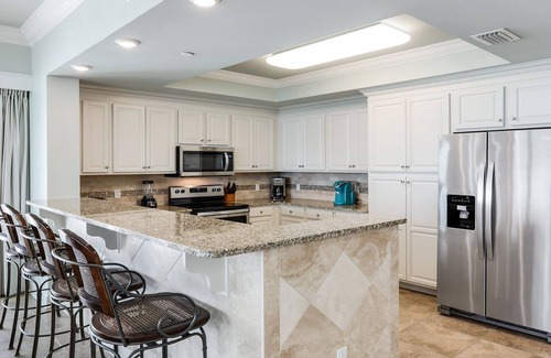 Orange Beach Condo | PHOENIX ORANGE BEACH! 5TH FLOOR! 4BR! LAZY RIVER!