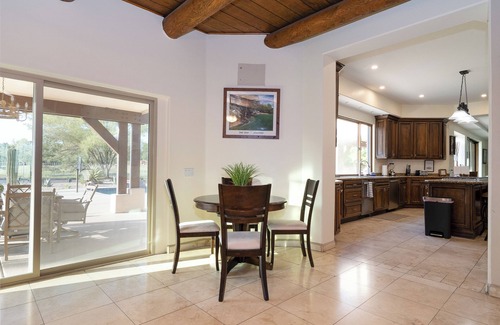 Casebolt And Germaine Estates House | Phoenix Scottsdale Golf House. NEW! Private Pickle Ball court. Great location.
