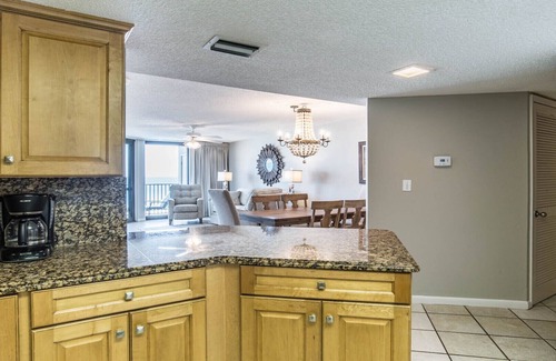 Orange Beach Condo | PHOENIX VI 712! Beachfront! Great rates!