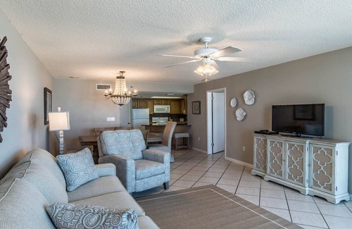 Orange Beach Condo | PHOENIX VI 712! Beachfront! Great rates!