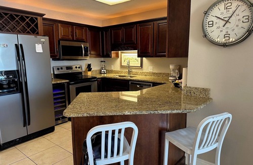 Orange Beach Condo | Phoenix VI, Feb 15-28 Special, Thanksgiving & Christmas OPEN