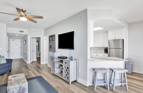 Orange Beach East Condo | Phoenix X #308 - Prime Location with Plenty of Space; Overlooks the Gulf!