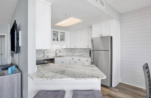 Orange Beach East Condo | Phoenix X #308 - Prime Location with Plenty of Space; Overlooks the Gulf!
