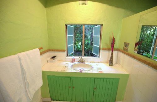 Piggs Peak Cabin | Phophonyane Falls Ecolodge