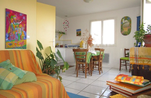 Leon Cottage | Photo and description of the house rental in Léon