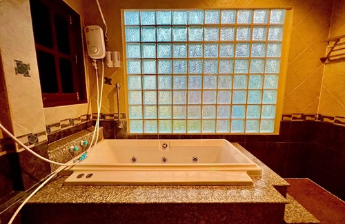 Mae Pim Hotel | Phupa Beach Resort