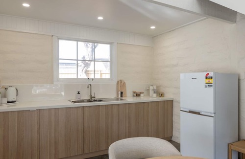 Surf Beach House | PI Hot Springs Retreat1