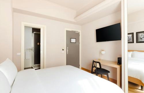 Rione IV Campo Marzio Hotel | Piazza Di Spagna Hotel, Sonder by Marriott Bonvoy