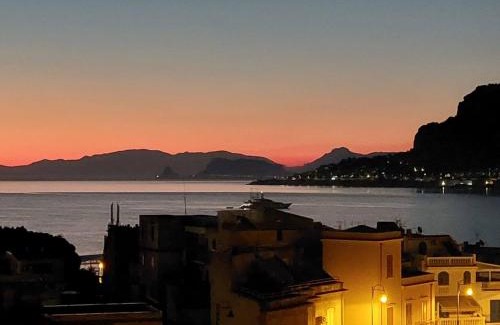 Mondello Apartment | Piazza Mondello Lifestyle Home Palermo