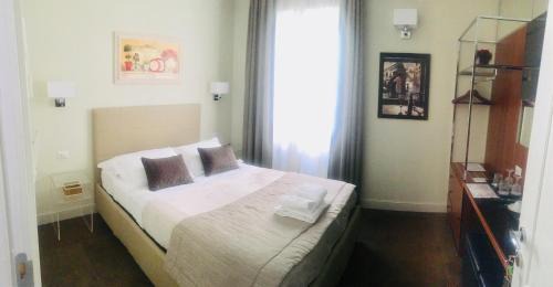 Rione IX Pigna Bed & Breakfast | Piazza Venezia Grand Suite