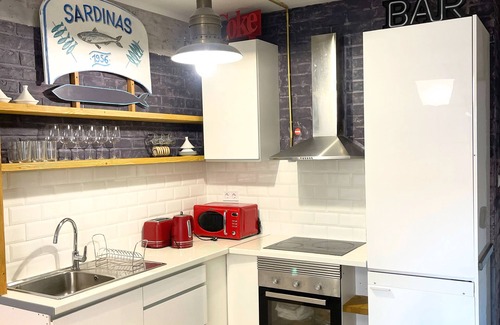 La Victoria Apartment | Picasso loft art design apartment, in centre Malaga