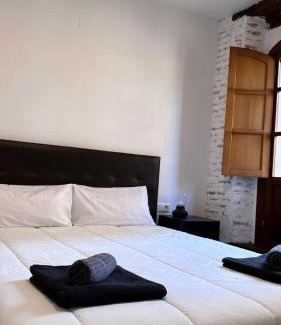 La Victoria Apartment | Picasso's Neighbor