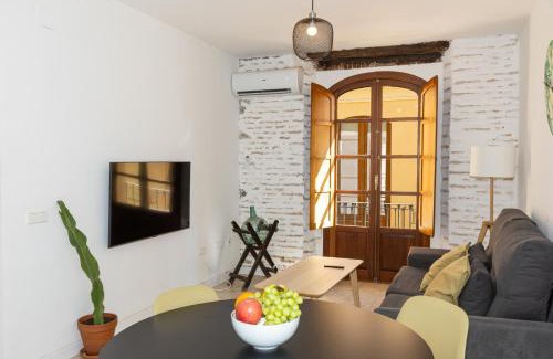 La Victoria Apartment | Picasso's Neighbor