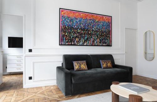 Paris City Center Apartment | Pick A Flat's Apartment in Louvre - Croix des Petits Champs