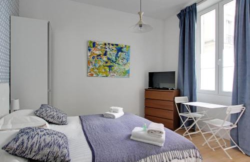 Pigalle Apartment | Pick a Flat's Apartment in Montmartre - Rue des Martyrs studio