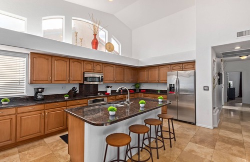 Foothills House | Pick Me! Family/Senior Friendly Single Level w/FREE Heated Pool, Spa, Billiards