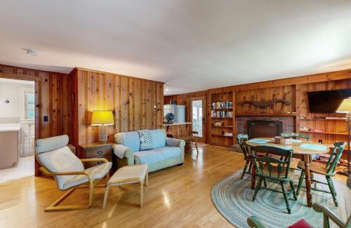 Mashpee House | Pickerel Cove Cottage