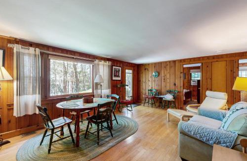 Mashpee House | Pickerel Cove Cottage
