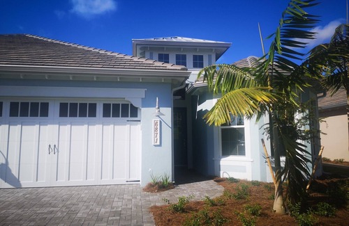 Lely Golf Estates House | Pickle Ball Retreat in Naples