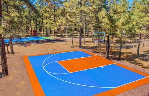 Flagstaff House | Pickleball | Game Room | Hot Tub | Playground