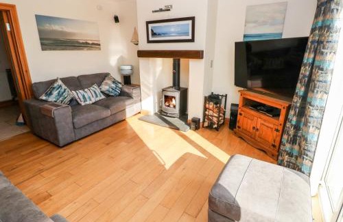 St Brides House | Pickleridge View