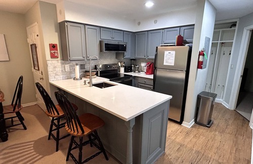 Killington Condo | Pico G-203 Ski on/off located at the Base of Pico Mountain Ski Resort. NO Aircon