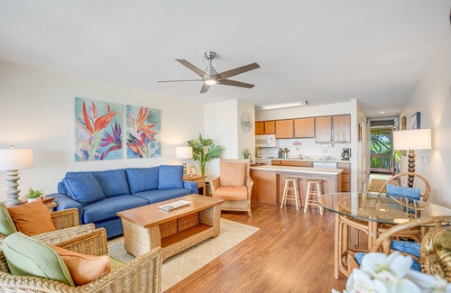 Wailua House Lots Condo | "Picture Perfect: Oceanfront Gem on the Top Floor at Wailua Bay View!"