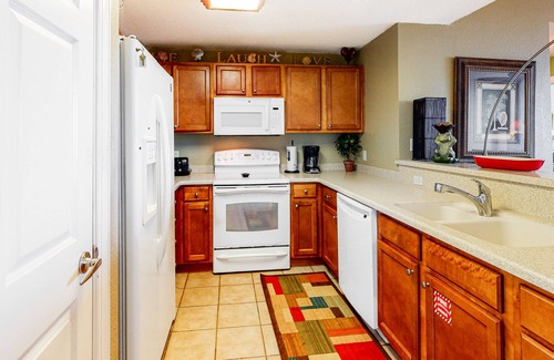 Pensacola Beach Condo | Picture-perfect Gulf-front condo with lagoon pool, hot tub - walk to beach