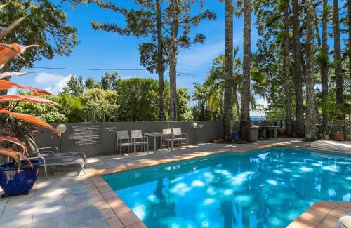 Noosa Heads Apartment | Picture Point 4 - 500m to Hastings St & Noosa Beach