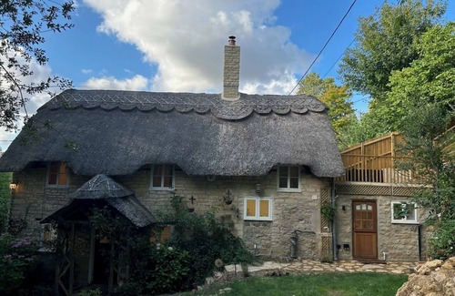 Gillingham House | Picture Postcard Dorset Cottage Sleeps up to 6