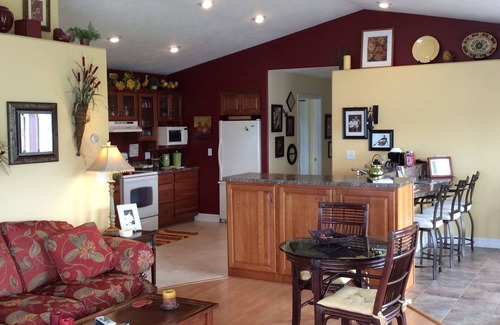 Munising Bed & Breakfast | Pictured Rocks Bed And Breakfast