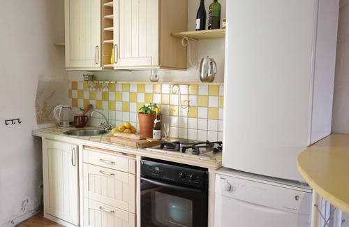 Collioure Apartment | Picturesque & Charming 3 min for a morning swim