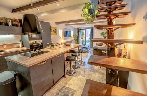 Plan-de-la-Tour House | Picturesque air-conditioned village house, terrace