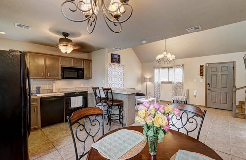 Medicine Park House | Picturesque Mountain View near Fort Sill